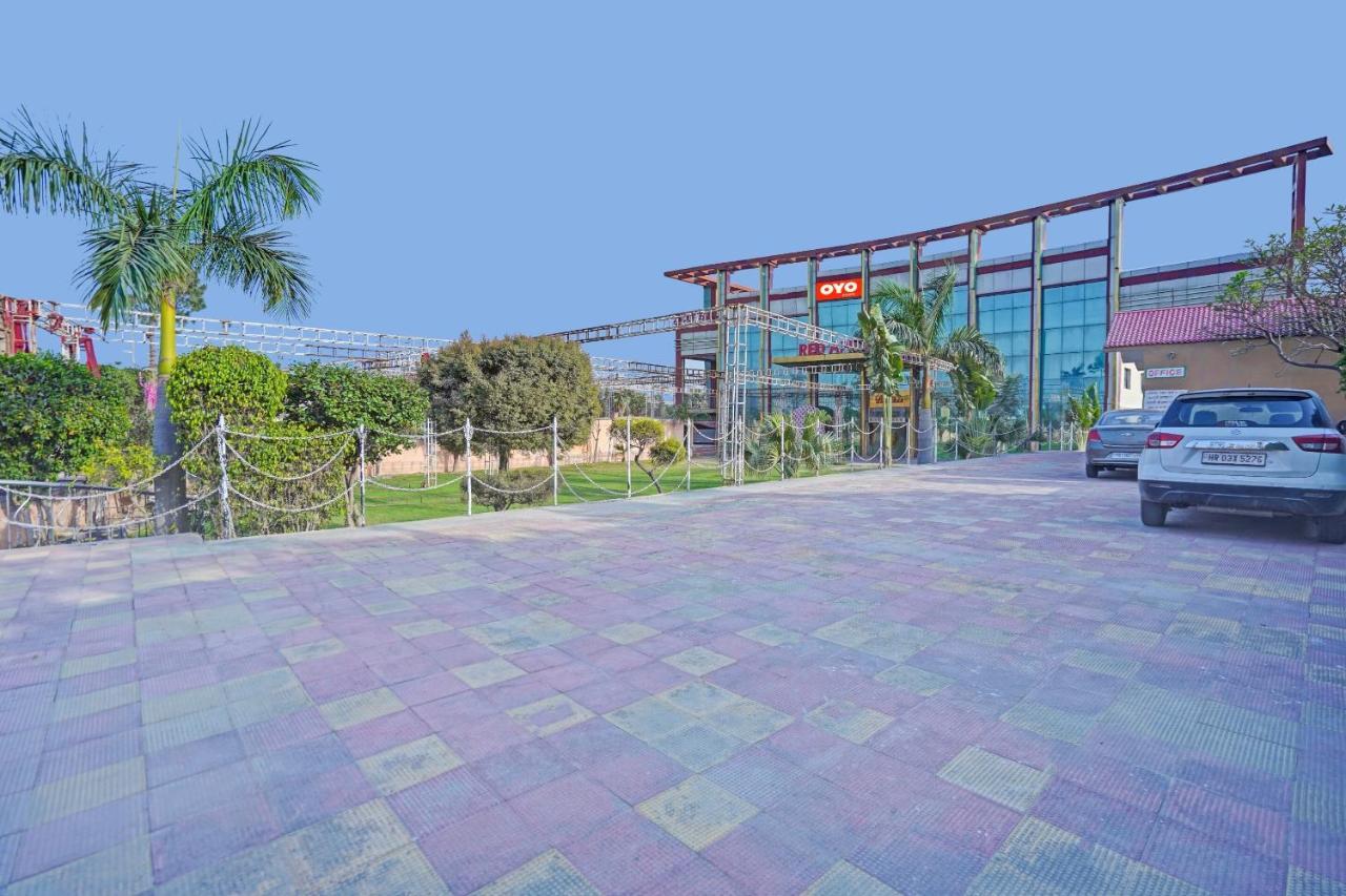 Hotel Oyo 87701 Lucky Farm Shāhpur Exterior foto