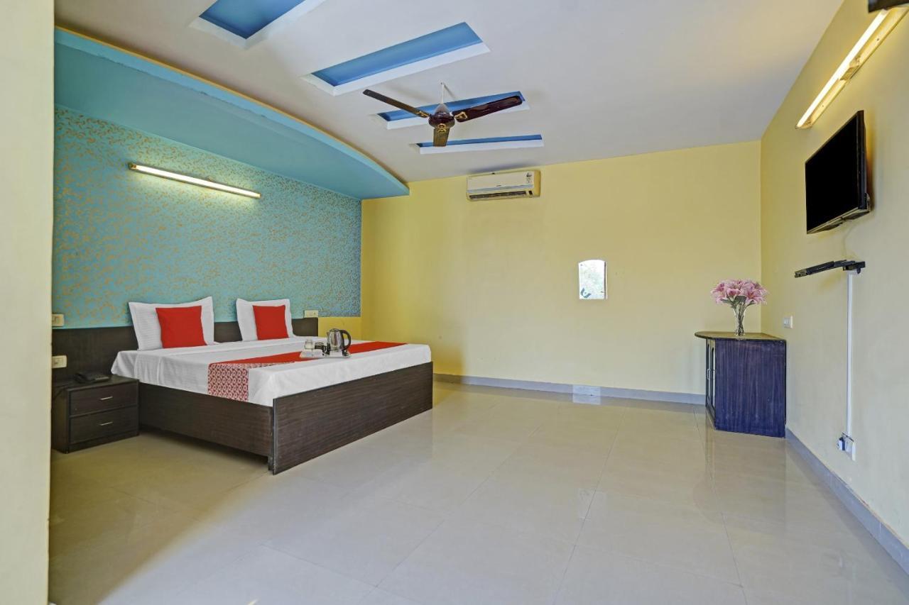 Hotel Oyo 87701 Lucky Farm Shāhpur Exterior foto